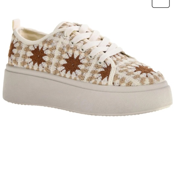 Crochet Platform Shoes - Picture 3 of 12